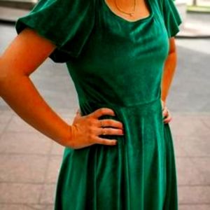 Ivy City Cleo dress in velvet